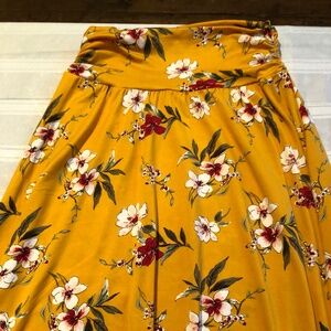 APT. 9 LONG SKIRT SHARK BITE HEM LARGE